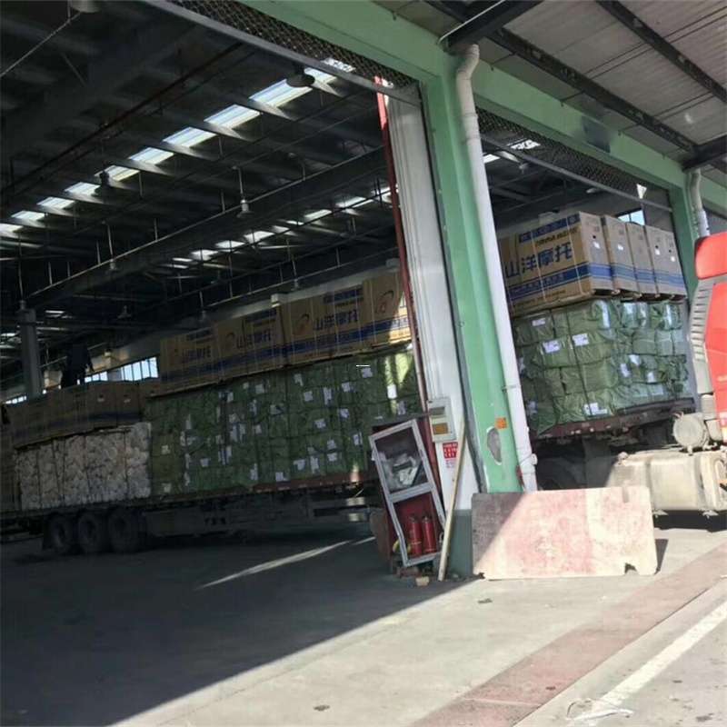 独山子区隆子县：物流专线的高效货运之旅